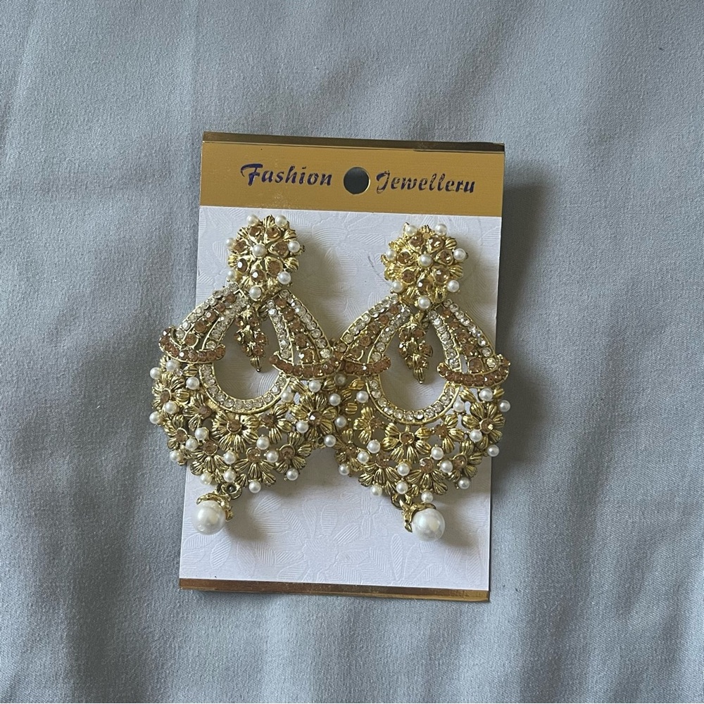 Indian jewellery earring set